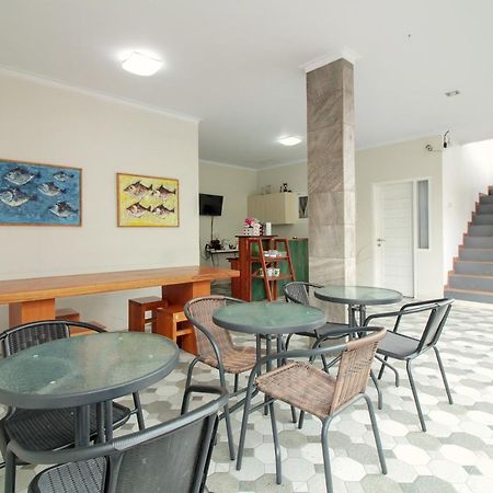 Oyo 396 Tibrae Residence Syariah Лембанг Экстерьер фото